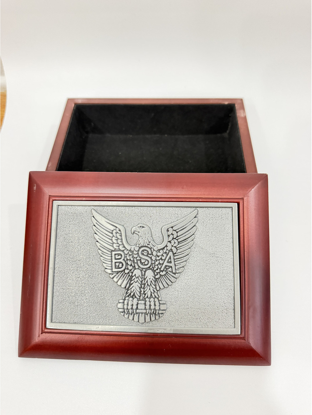 Vintage Boy Scouts of America Eagle Scout BSA wooden Belt Buckle in Gift Case